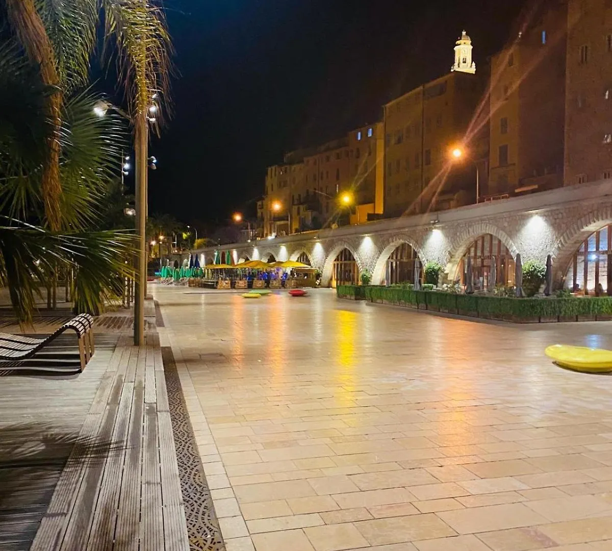 Apartment Le Palmero Centre Ville, Plage, Clime Menton